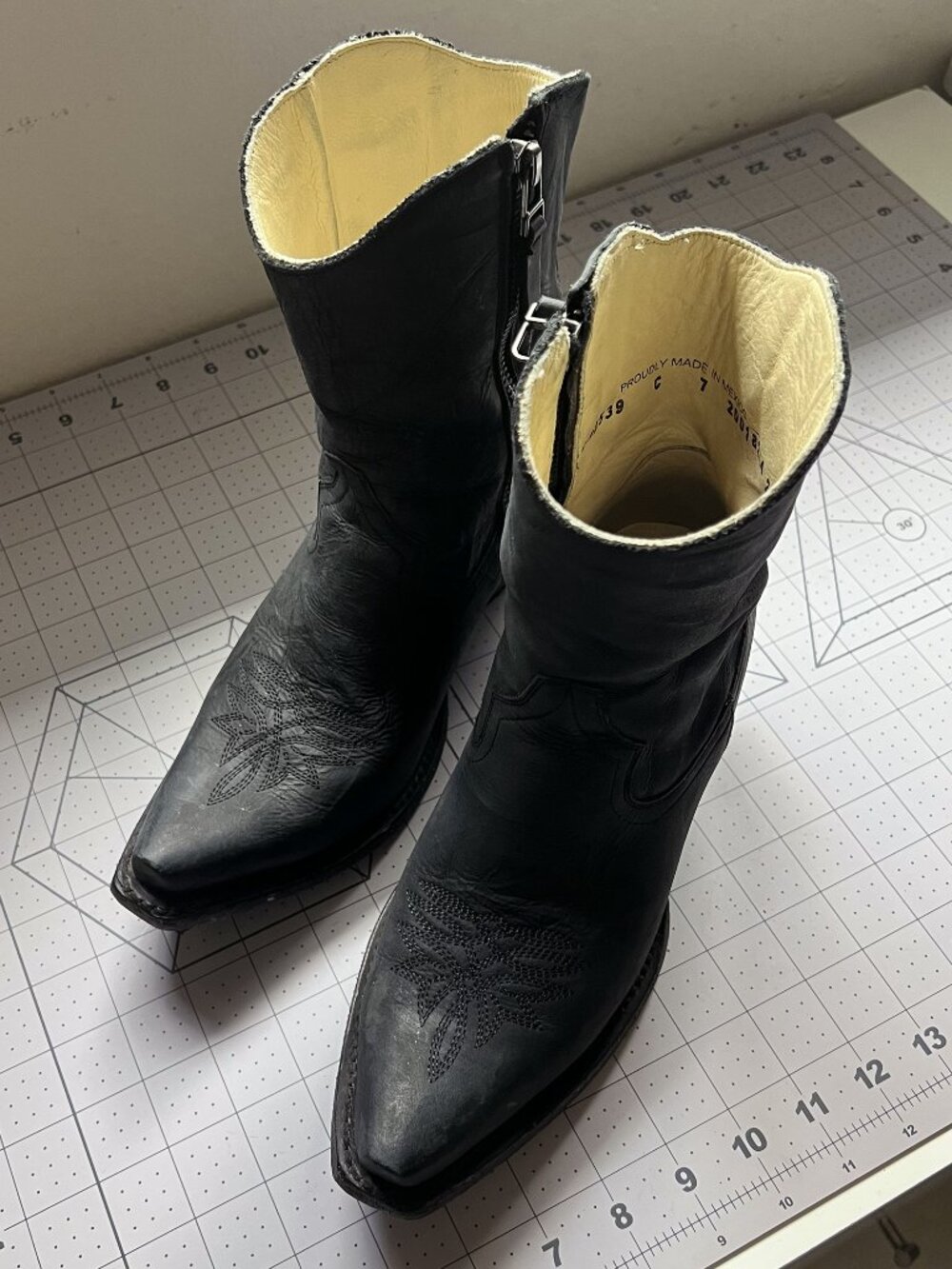 Lane Boots Smokeshow black leather western ankle booties 7
